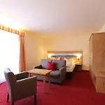 Guest house Gaestehaus Heimgarten 4*