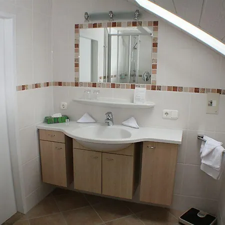 Gaestehaus Heimgarten Guest house Bad Wiessee