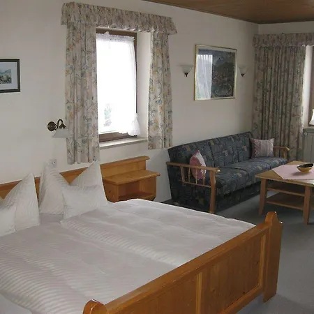 Gaestehaus Heimgarten Guest house Bad Wiessee
